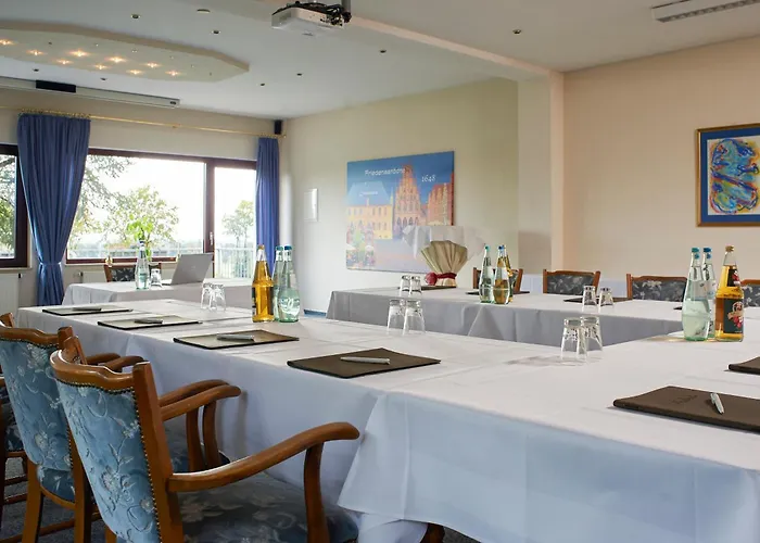 Hotel Restaurant Waldschloesschen 2*