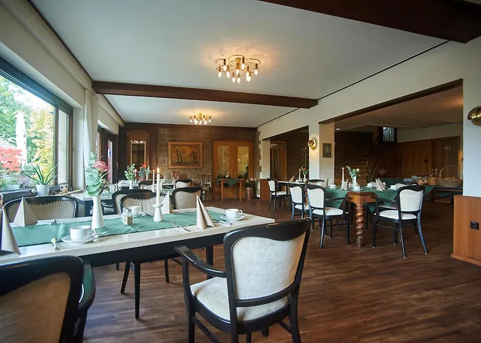 Restaurant Waldschloesschen 2*